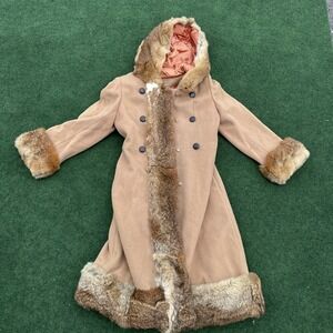 Vintage AUTHENTIC 1960s 1970s BEAUTIFUL UNION MADE FUR COAT REAL FUR VTG USA